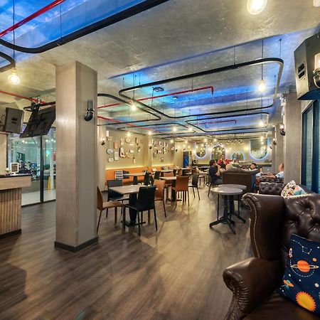 בנגקוק Qiu Hotel Sukhumvit Sha Plus מראה חיצוני תמונה