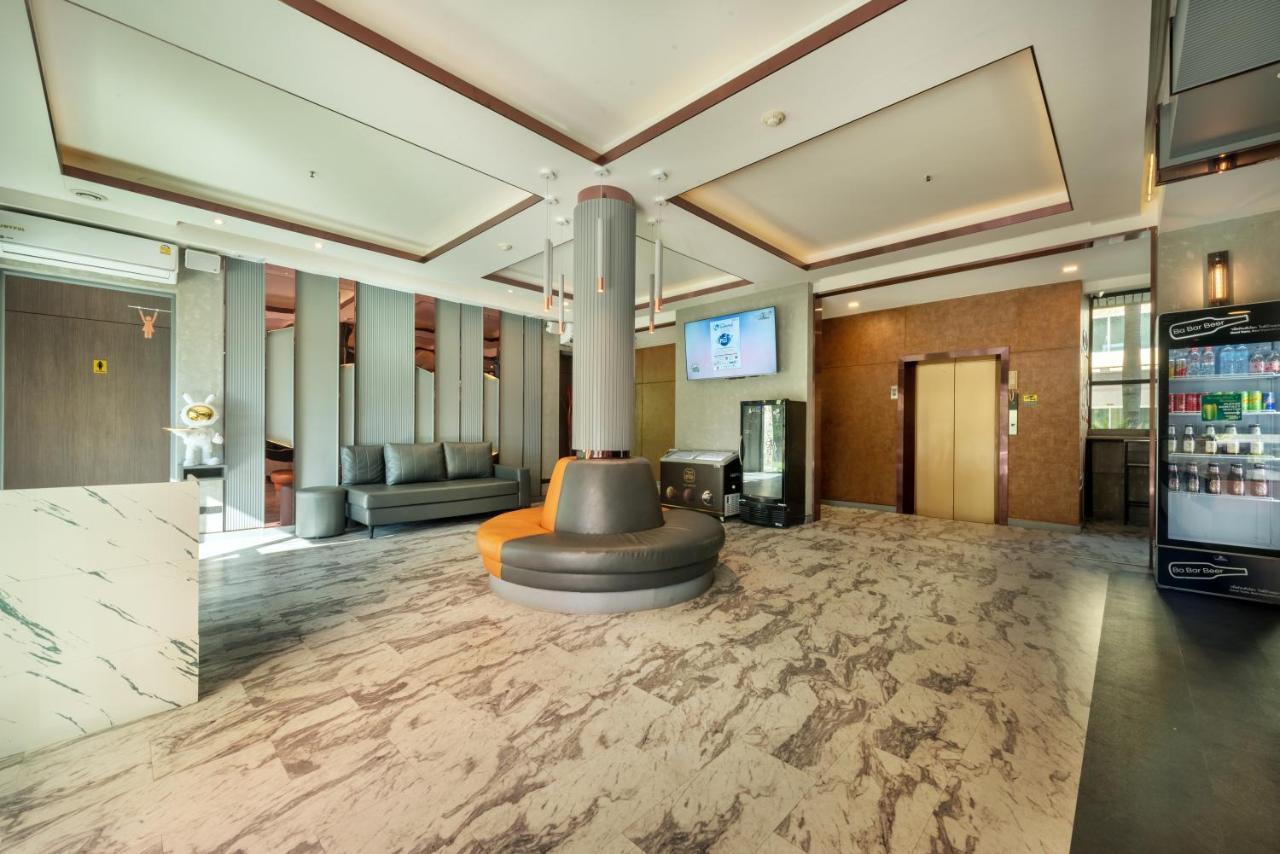בנגקוק Qiu Hotel Sukhumvit Sha Plus מראה חיצוני תמונה